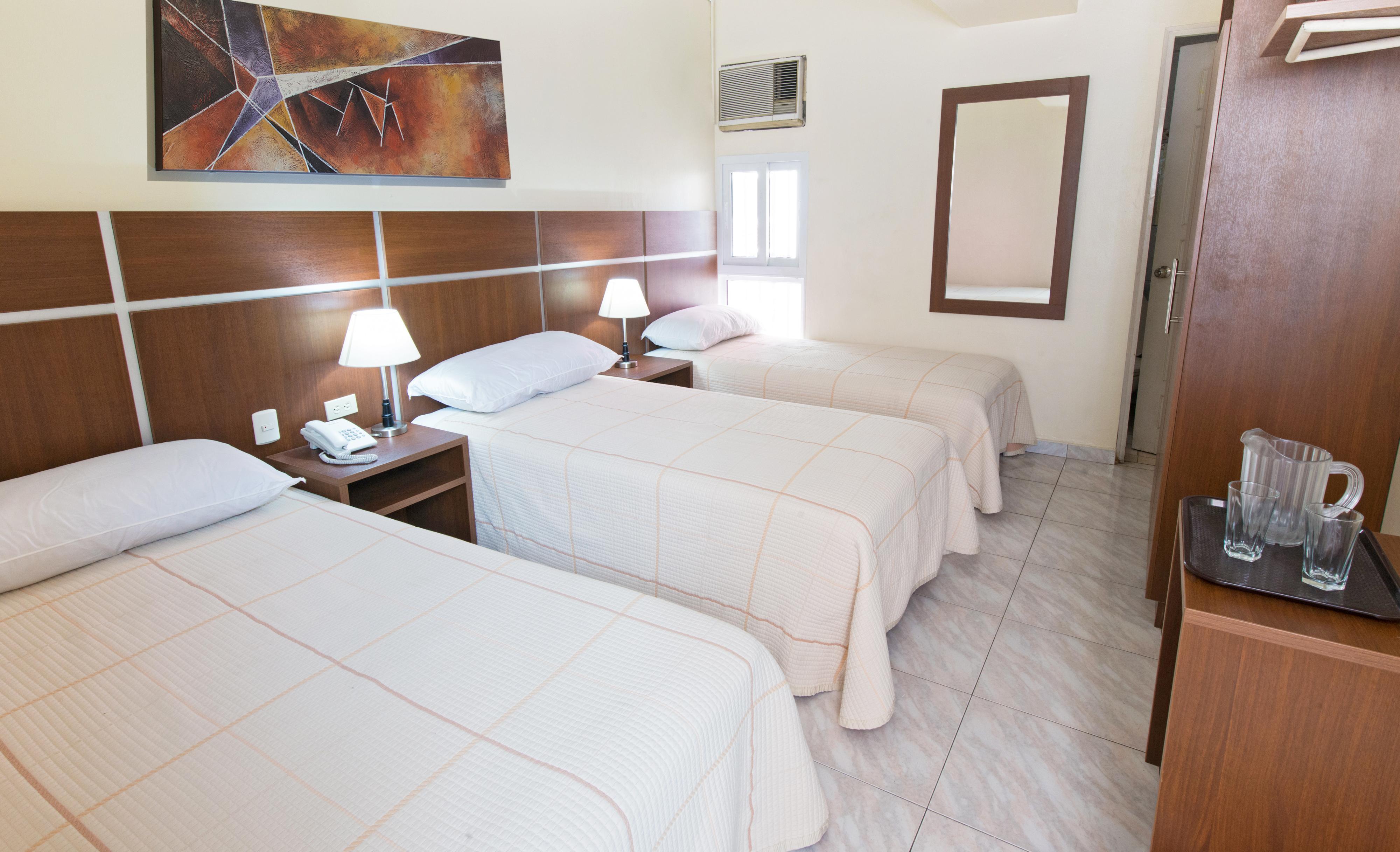 Hotel Benidorm Panama Rum bild